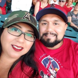 Meet your Posher, Raymond